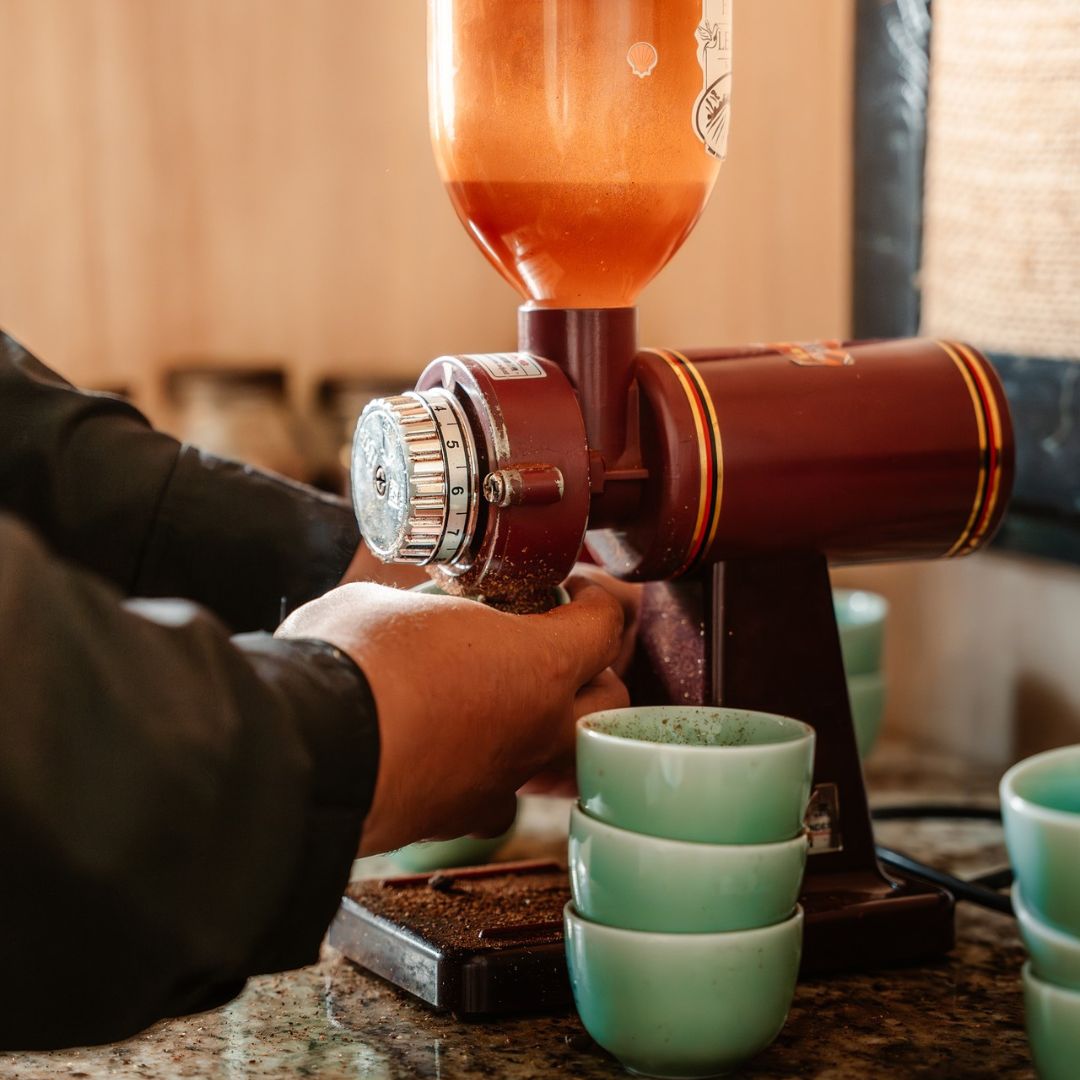 Coffee tasting on board a yacht during a Panama expedition charter