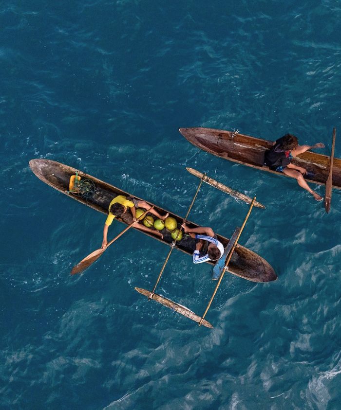 Surfing Rifles, Mentawai Islands, aboard private surf charter yacht SILOINA culture Indoneisa