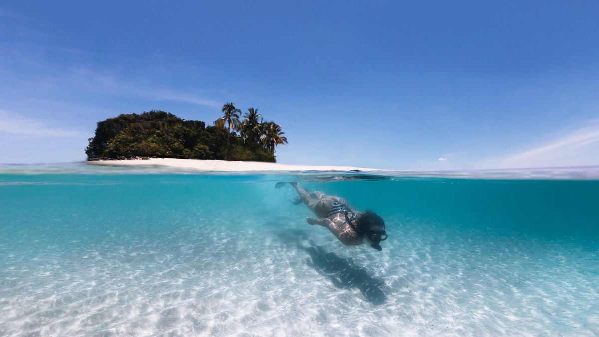 Snorkelling from luxury yacht in Coiba National Park, Panama